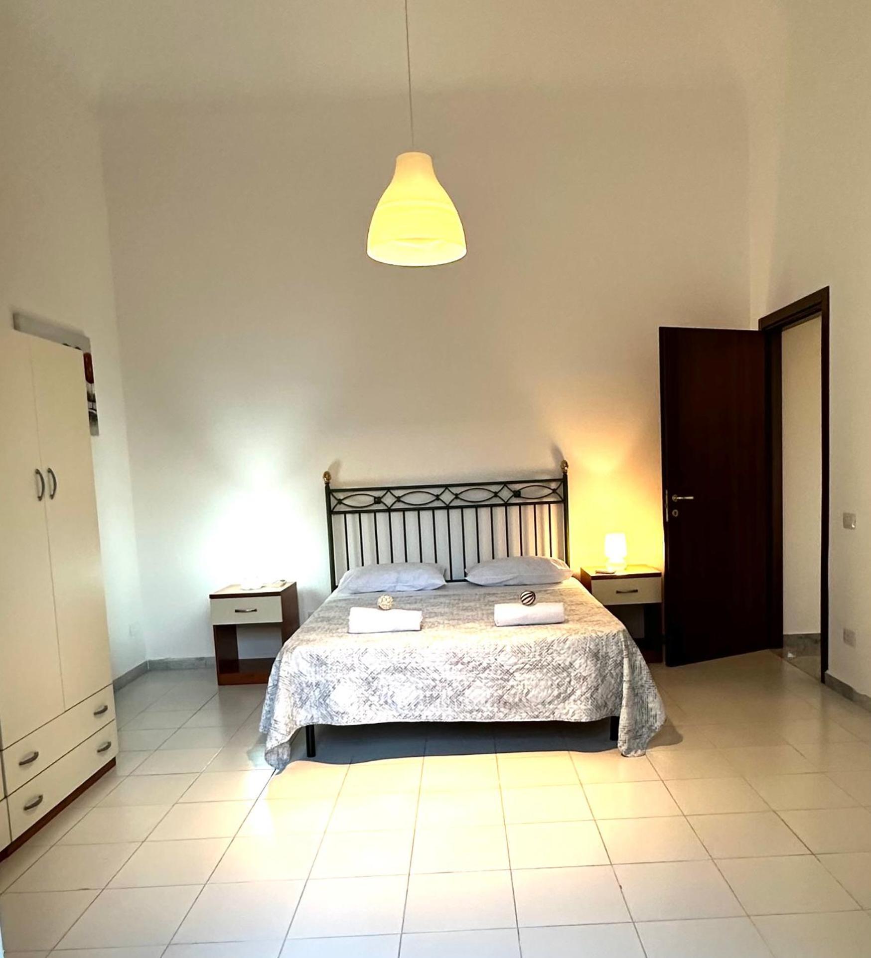 A Un Passo Dal Massimo 2 Appartement Palermo Buitenkant foto